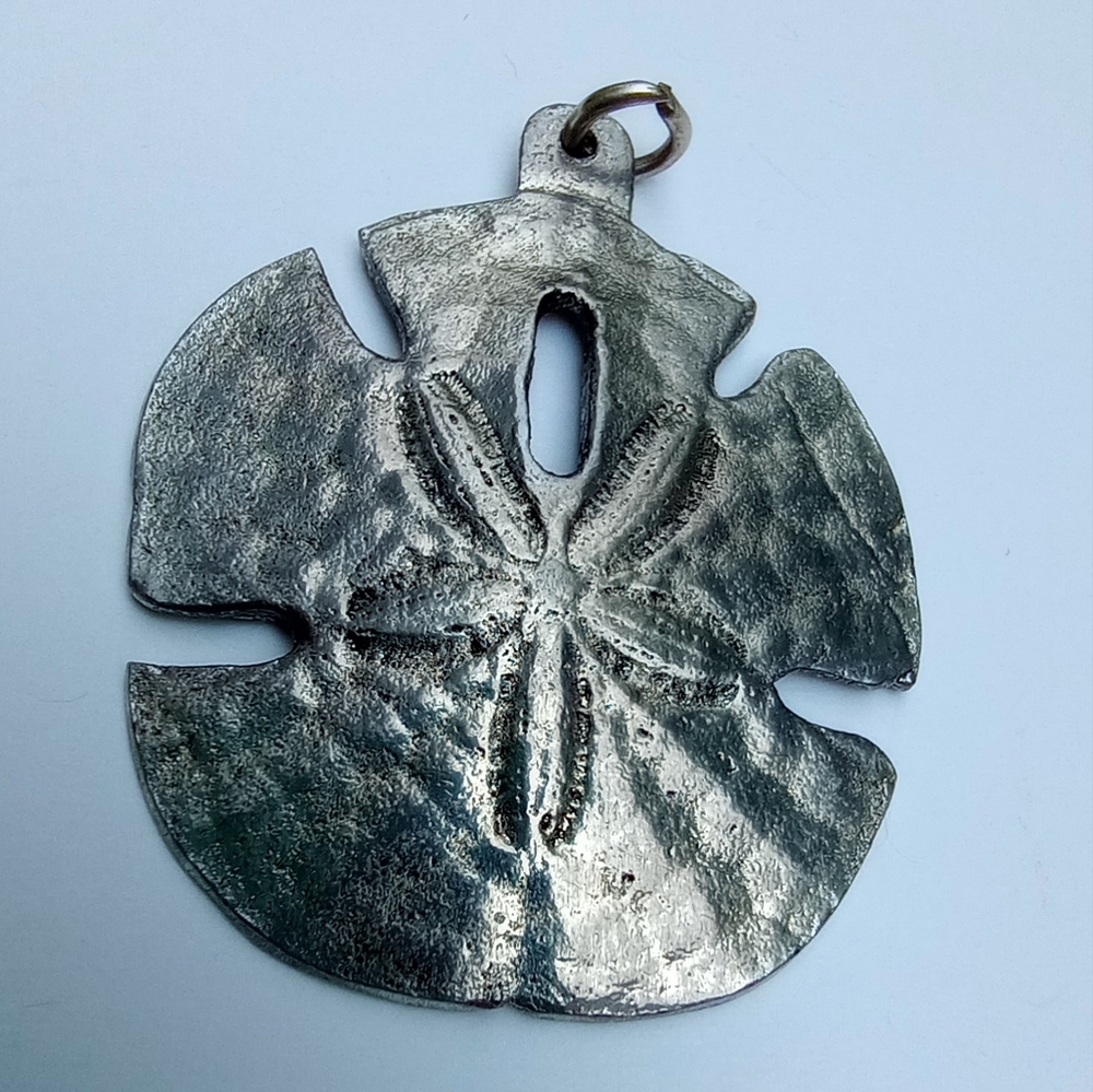 Metzke pewter sand dollar pendant, 1980's
